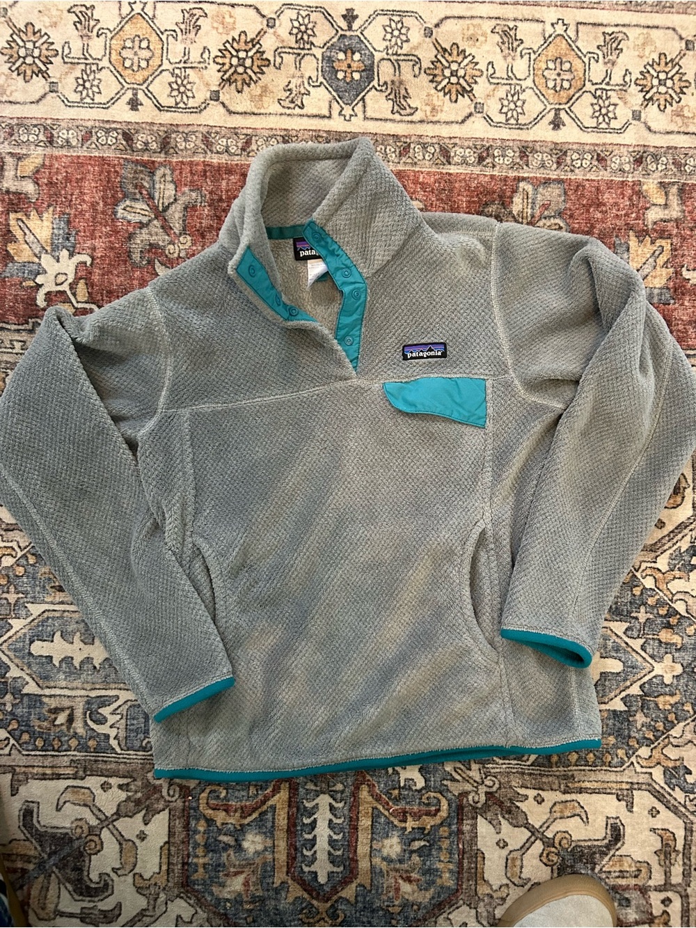 Patagonia Gray Fleece Pullover with Teal Trim